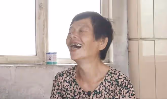 57歲大媽相親，張口就要3萬塊錢彩禮，大爺：我還不如雇個保姆