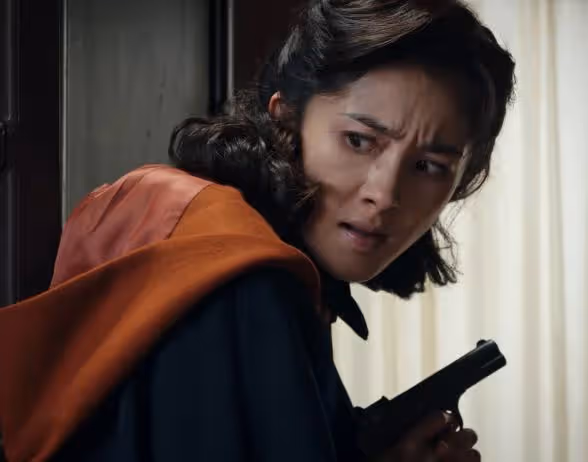 笑不活！一臉流氓相演女特工？《哈爾濱一九四四》導演可以下崗了