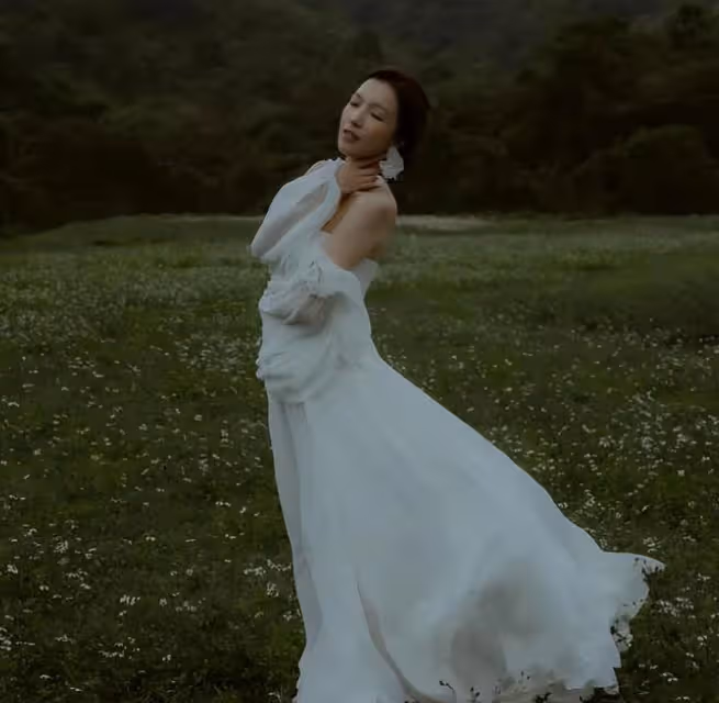 郭嘉文最新婚紗照曝光，這一刻她很漂亮，但遺憾李澤楷沒有現身