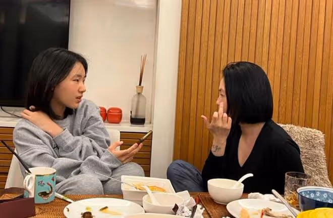 小S大女兒被美國兩所名校錄取，姑姑和奶奶都是高學歷人才