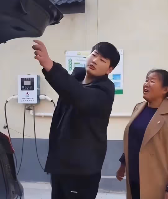 大衣哥選陳萌做兒媳婦原因公開,朱小偉結婚2年,陳萌的功勞最大