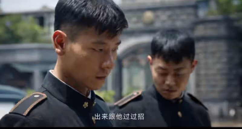 拚命想成為演技派,《哈爾濱一九四四》卻撕下了楊冪假努力的面具