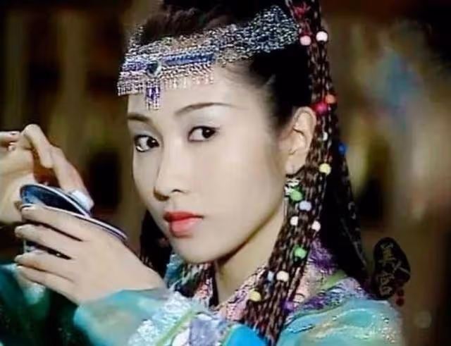 她是香港第一美女美過張柏芝,為錢嫁入豪門,今成人生贏家!