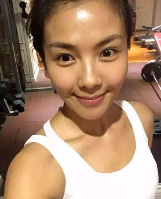 劉濤:我卸妝了,蔣欣:我卸妝了,楊紫:逗我玩?