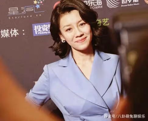 她本是豪門闊太,被導演喊來臨時救場,卻意外走紅46歲片約不斷