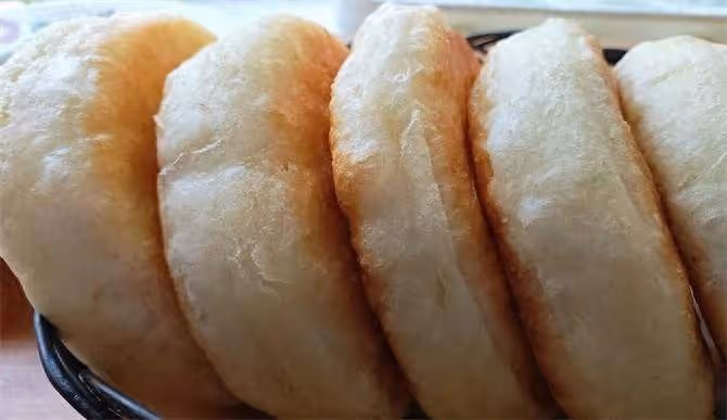 不用揉面,教你做鬆軟發麵糖餅,涼了也不硬,比麵包還好吃