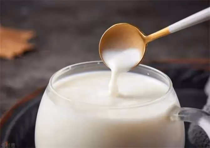 牛乳和牛奶的區別在哪?怎麼辨別純牛奶?什麼又是生牛乳?