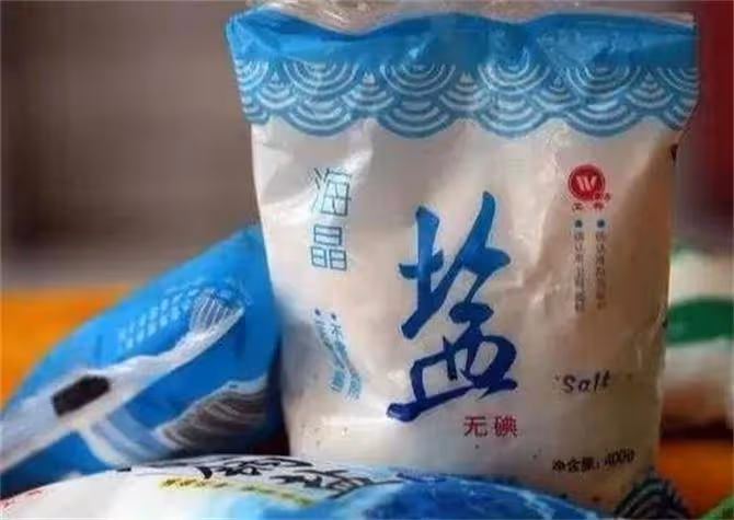 買食鹽時,海鹽、井鹽、湖鹽,選哪個更好?知道後別買錯了