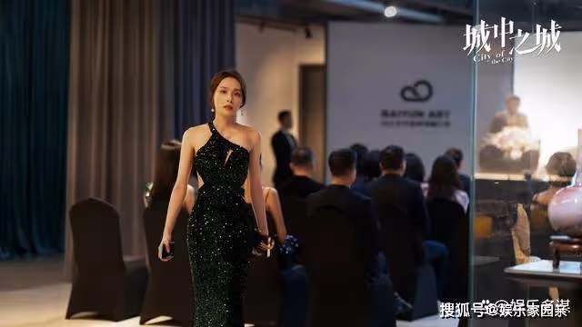 《城中之城》趙輝扳倒謝致遠卻被好大哥算計,吳顯龍藏得夠深