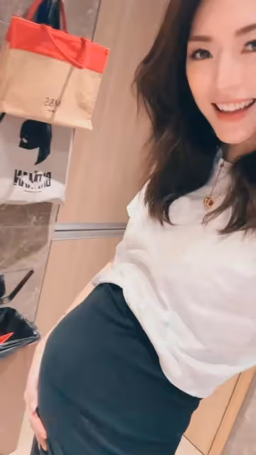 TVB女星結婚一周年甜蜜告白!懷孕23周被贊是最美孕婦!