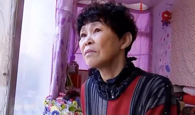 67歲大媽相中土豪大爺,要求給兒子買房買車,大爺:我不當冤大頭