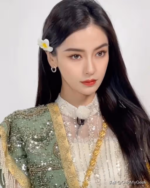 Angelababy楊穎傳戀上李晨!默許炒作為復出試水!