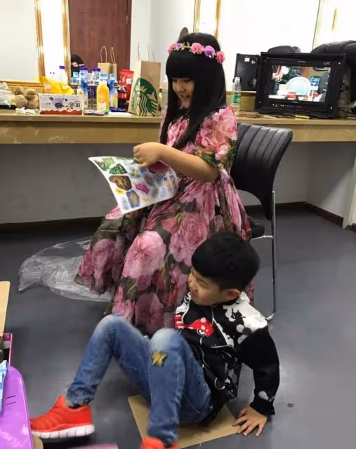 13歲王詩齡顏值下跌!穿斑點外套皮膚黑,越長越胖體型太像李湘