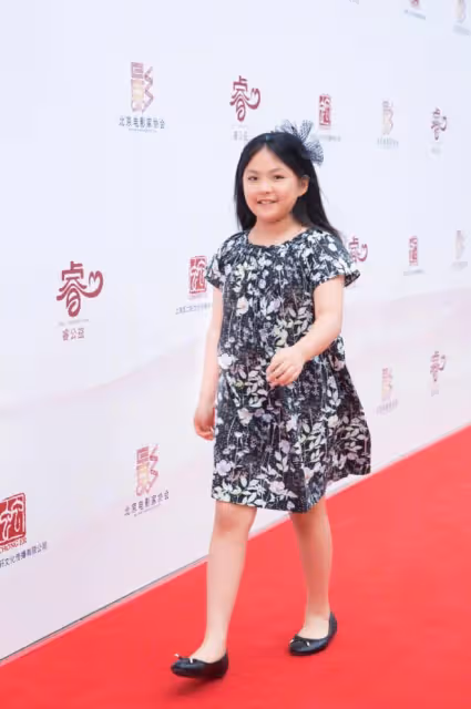 13歲王詩齡顏值下跌!穿斑點外套皮膚黑,越長越胖體型太像李湘
