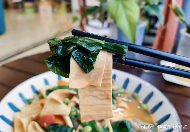 拒絕「發福」!45歲女人曬出一人食,網友:高質量的生活
