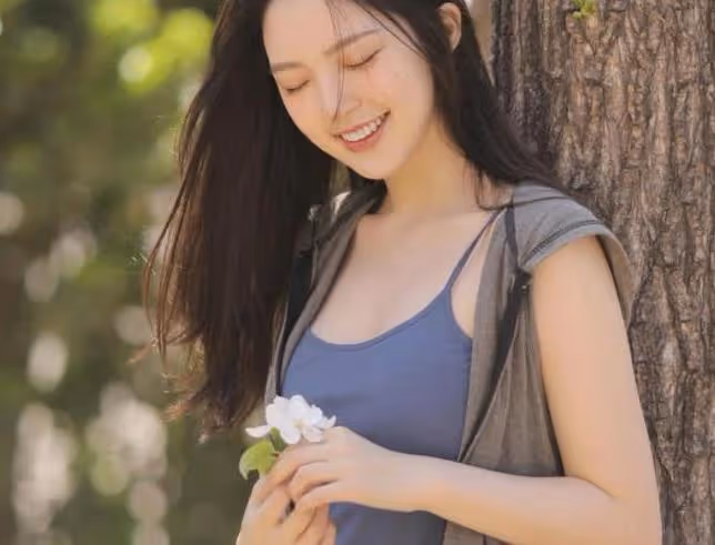 跟你關係再好的異性,如果給你這四種暗示,就要及時離開