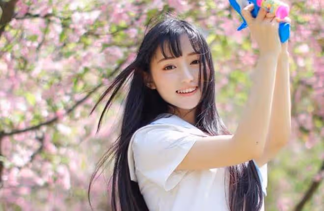 跟你關係再好的異性,如果給你這四種暗示,就要及時離開