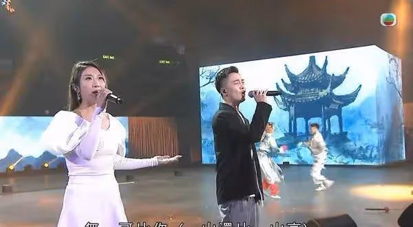 TVB選秀亞軍處男下海拍廣告獲靚太太探班,紅館唱歌開口搶拍直言好失禮