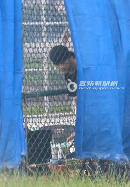 壹蘋10點強打｜周杰倫帥氣揮拍！秒捕獲20年交集狗仔　Ace連發po文許願（狗仔直擊）