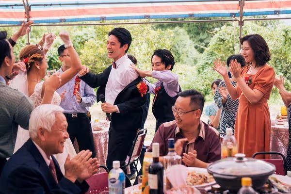 林柏宏「婚禮酒醉爆哭」失控畫面曝! 真情告白片吸70萬人搶看