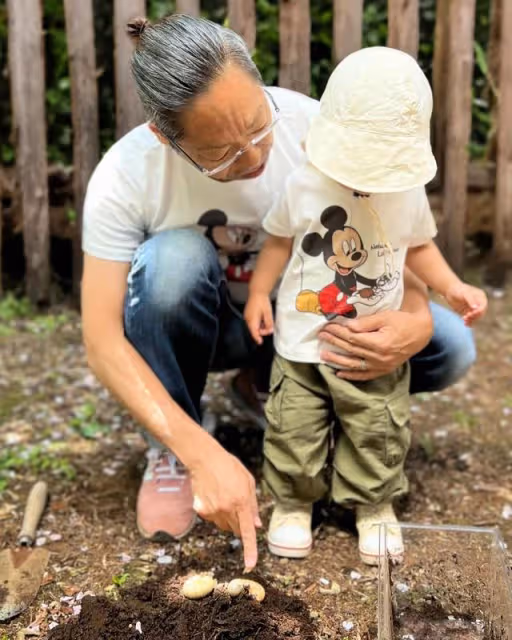 香川照之卷性騷引退1年半 首曬1歲兒合照「滿頭白髮」近況曝光