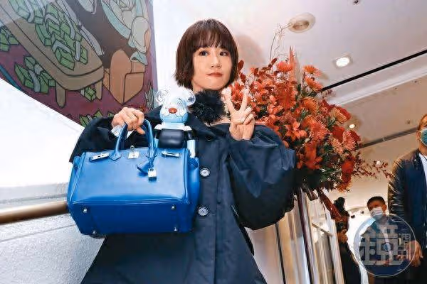 收黃子佼愛馬仕包「抱著睡覺」! Lulu十年師徒情今成燙手山芋