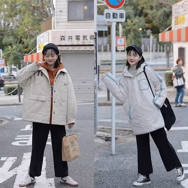 何潔生娃後邁入發福行列，小腿肌肉太顯眼，黑色連衣裙也遮不住