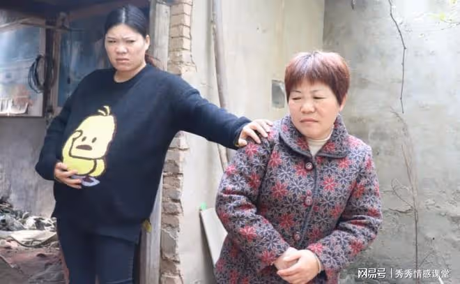 兒媳女兒同年生子,我帶外孫不帶孫子,如今外孫和孫子都不跟我親