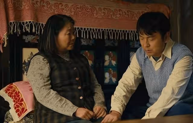和妻子離婚後,母子倆一夜回到解放前,母親也不再體弱多病了
