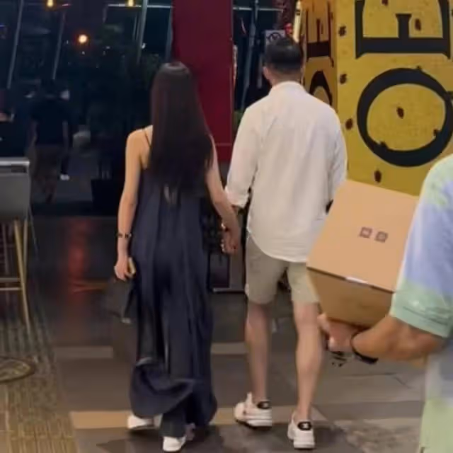 汪小菲父親再次赴台,疑為兒子提親!其父能量大身份不簡單!