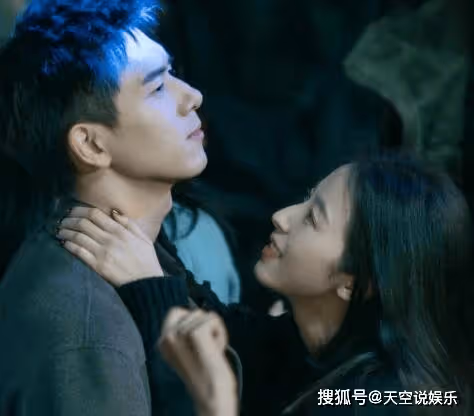 《春色寄情人》中男主什麼時候開始喜歡女主的?陳麥冬後來和莊潔在一起了嗎?