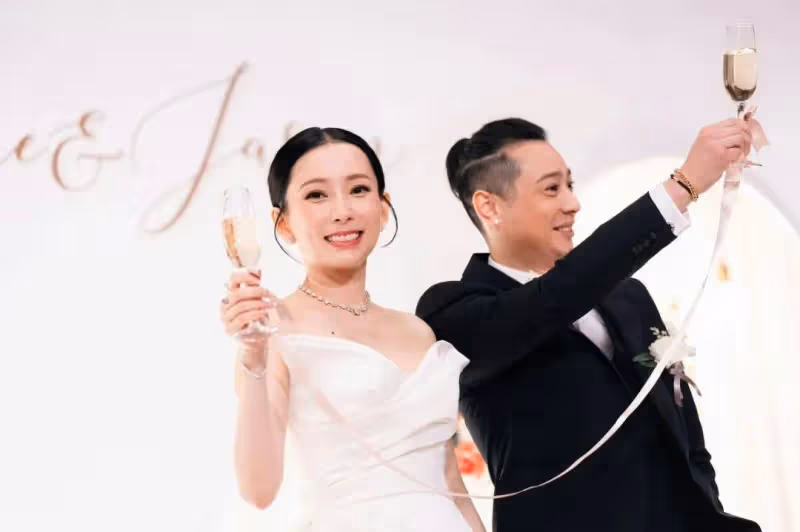 恭喜！41歲TVB女星、「晶女郎」宣布懷孕，上個月剛剛結婚