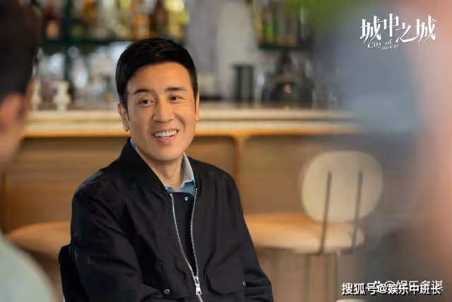 《城中之城》直到蘇見仁慘死，趙輝才看清吳顯龍真面目，周琳遭綁架