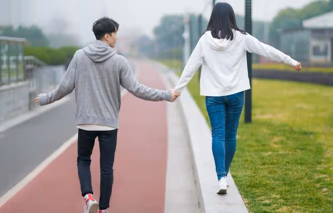 不管嫁給誰，想要過得幸福，就要遵循「愛情三角論」