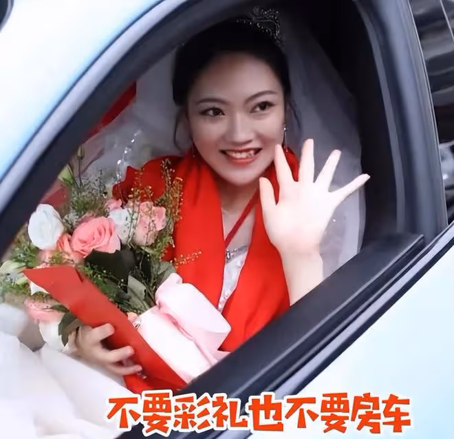 漂亮女孩嫁給無腿小伙,不要彩禮也不要婚房,坦言:他很有魅力