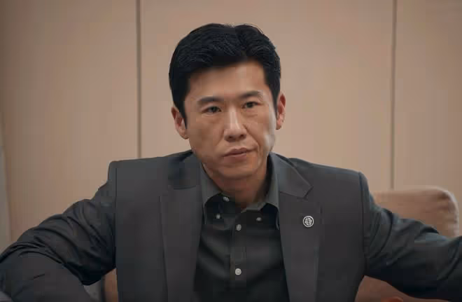 《城中之城》大結局：蘇見仁慘死，周琳色誘高管，給趙輝致命一擊