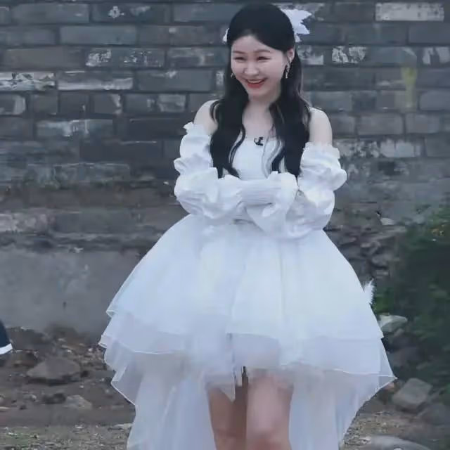 金靖突然當媽，好拽啊！戀愛會分手，結婚會離婚，只有孩子是真的