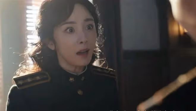 王鷗在《偽裝者》中的驚艷表現成經典,與楊冪新劇對比顯演技之光