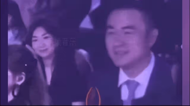 王心凌演唱會成大型老闆認領現場,網友們在評論區認領老闆