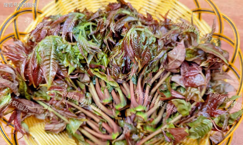 男人養肝強壯,女人養肝漂亮,多吃3道"養肝菜",養肝排毒又通便