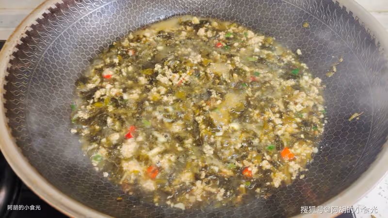 明明為超級蔬菜,吃的人卻不多!和酸菜肉末燒一鍋,吃出大營養、吃出滿口香