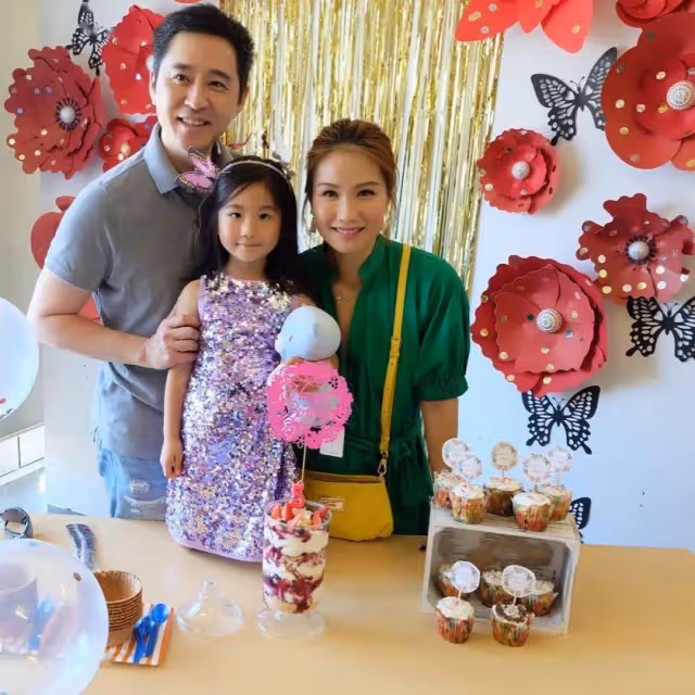 TVB前女星大曬兩條項鍊參加學校晚宴!貴氣十足!曾演《封神榜》妲己妹妹