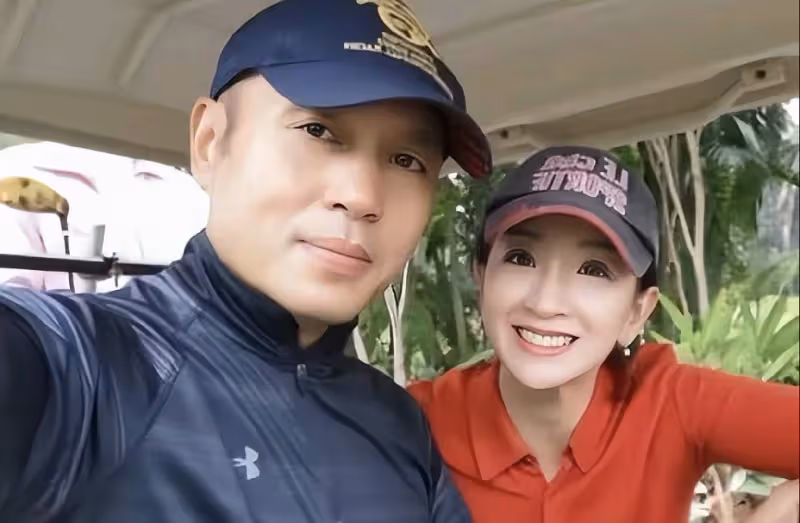 香港女星遠嫁內蒙古富商,慶祝結婚八周年,堅持丁克不生小孩