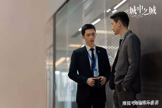 《城中之城》蘇見仁新婚前夜撞破周琳苟且，趙輝奸計得逞：手下敗將