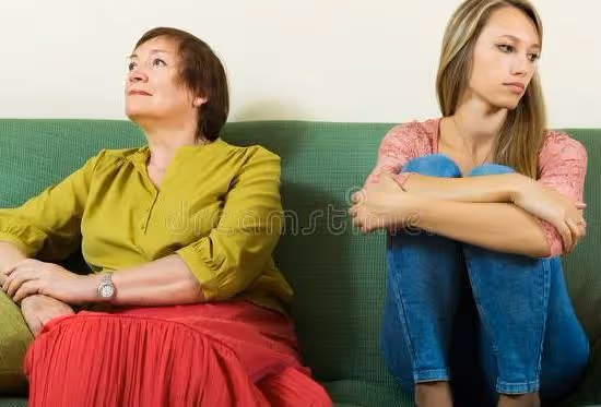 兒媳婦:婆婆你來跟我們一起住吧,婆婆:受不了