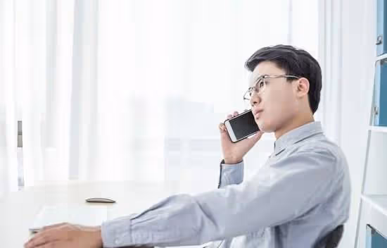 兒媳婦:婆婆你來跟我們一起住吧,婆婆:受不了