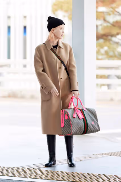 母親節送個PRADA「小粉紅」給媽咪　GUCCI螢光粉旅行袋IU也喜歡