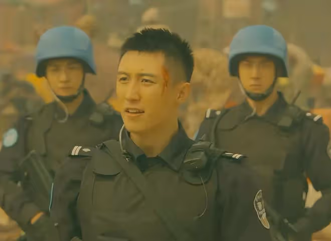 王一博《維和防暴隊》揭開了第一層面紗，票房能破30億嗎？