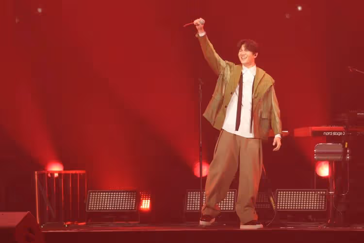 金曲樂團宇宙人重返小巨蛋吸金2300萬　讚嘆宙友平時安靜搶票很恰