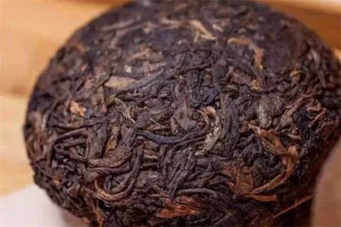 普洱熟茶和生茶有什麼區別?新手小白怎麼辨別?看這幾點就夠了